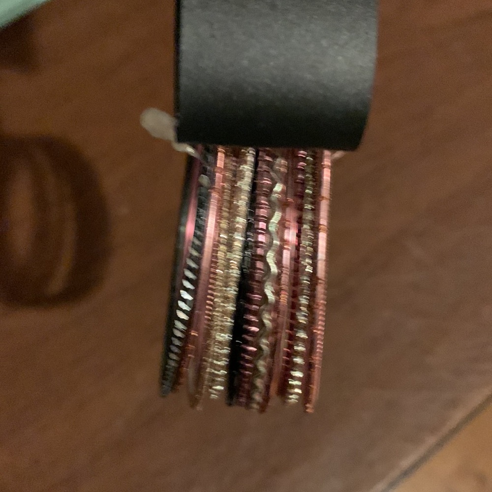 12 thin Bangles - Picture 3 of 3